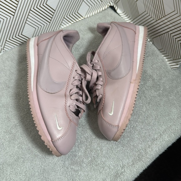 Nike sneakers women Nike Cortez ‘72 dusty Pink women’s size 8 Nike tennis shoes - Picture 7 of 12